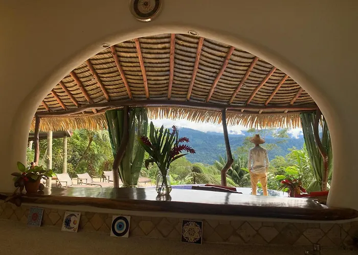 Las Nubes Natural Energy Resort Savegre