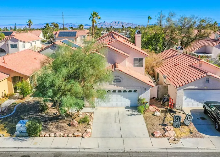 Red Rock Poolside Retreat Villa Las Vegas