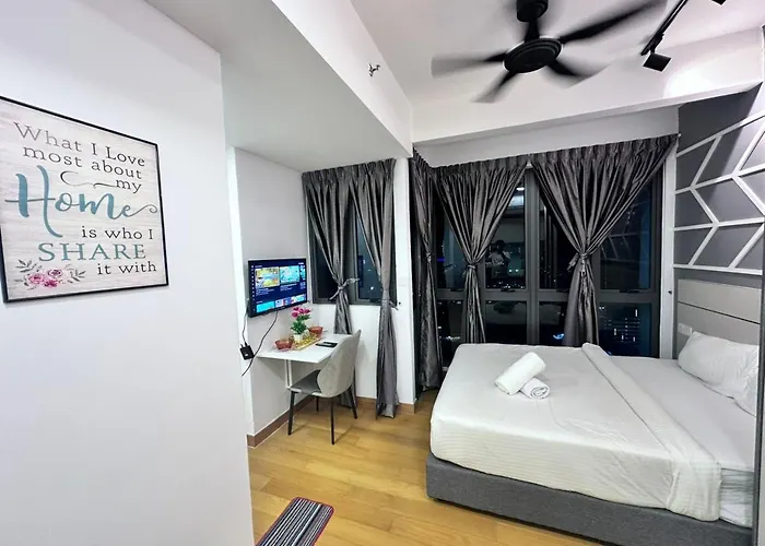 The Luxe Infinitum Sky Pol Klcc Apartment Kuala Lumpur