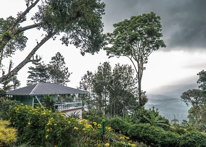Hilltop Munnar By Fracspace