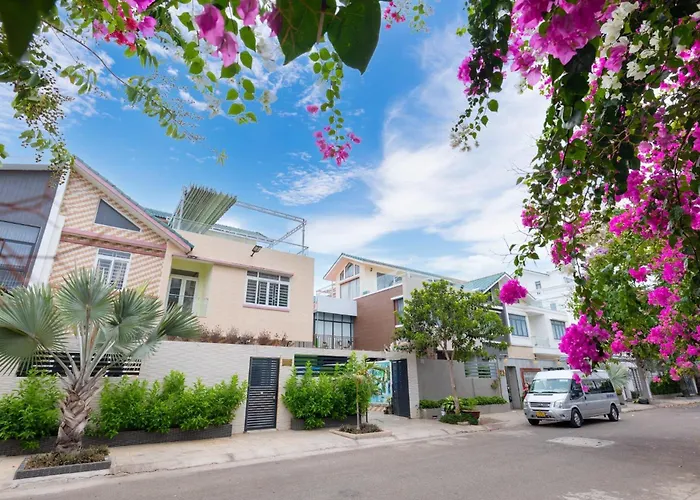Villa B2-9 Long Cung - 8 Phong Ngu Vung Tau