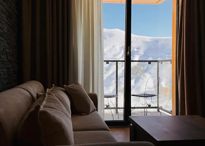 Touch The Mountains, New Gudauri Apartment
