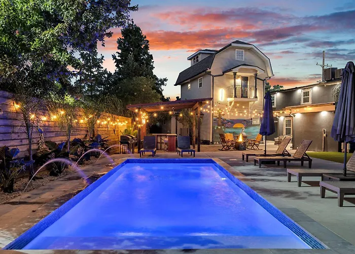 Spectacular Suites Sleep 20 Near Fq W Pool New Orleans