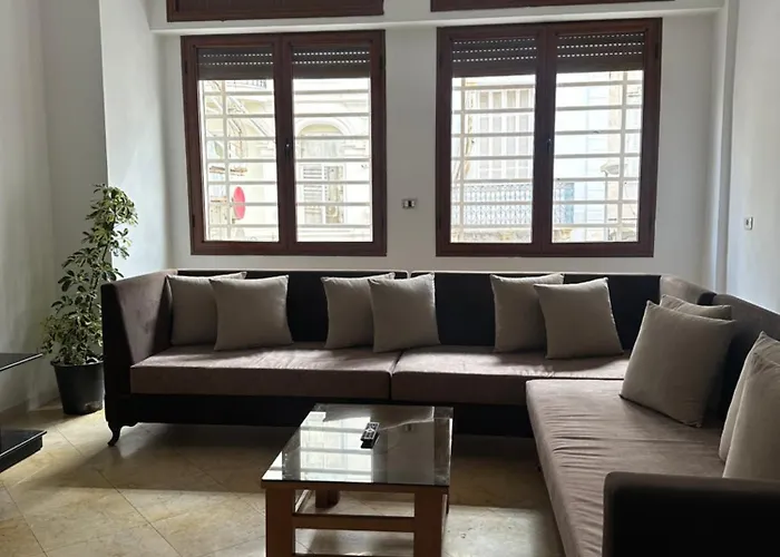 Luxurious In Heart Of Tunis Apartment