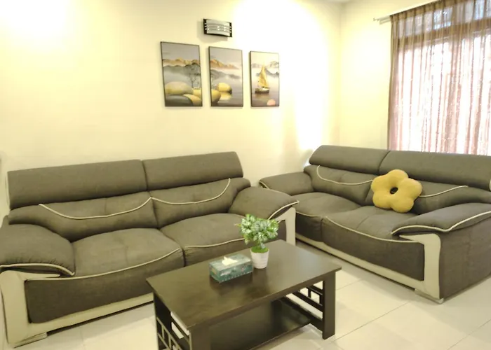 Spacious Homestay - Group Friendly Tebrau Area Johor Bahru