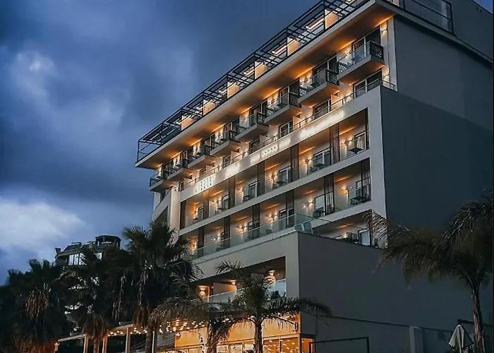 Amr Hotel - Durres Škalngur