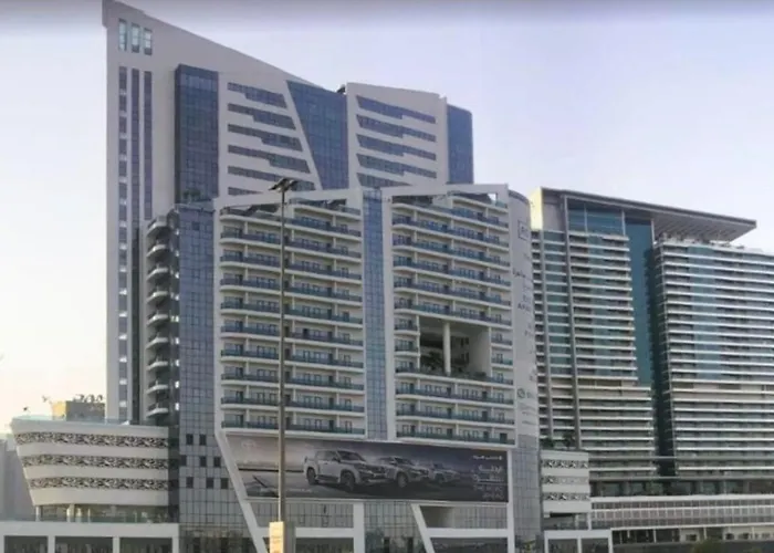 Modern 1Br With Rooftop Pool The Bay Business Bay Dubai