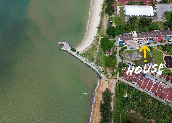 Seaside 4 Bedroom House At Pd By Maison Port Dickson