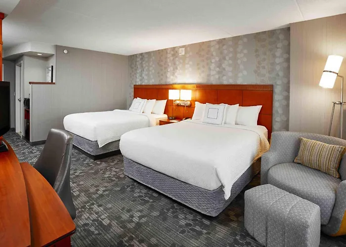 Courtyard By Marriott Toronto Brampton Hotel