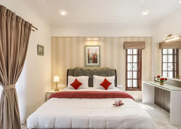 Emerlad Apartment 201 Nr Mg Road Housekeeping Bangalore