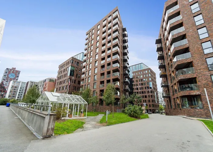 Best Private Seaview Apartment - 2 Balconies, 11Th Floor, Elevator, Friendly Lively Area Aarhus