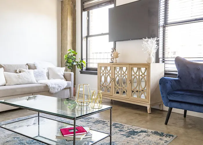Urban 1-Bedroom Apartment Los Angeles