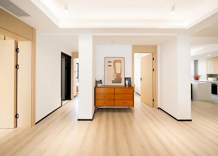 Huili Garden, 3Brs High-End Design Apartment Shanghai
