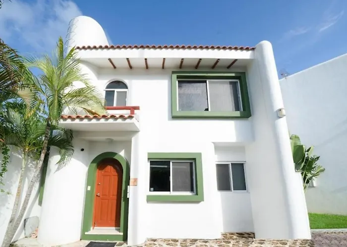 Gorgeous 8 People Basic Villa With Pool Playacar Phase 2 Playa del Carmen