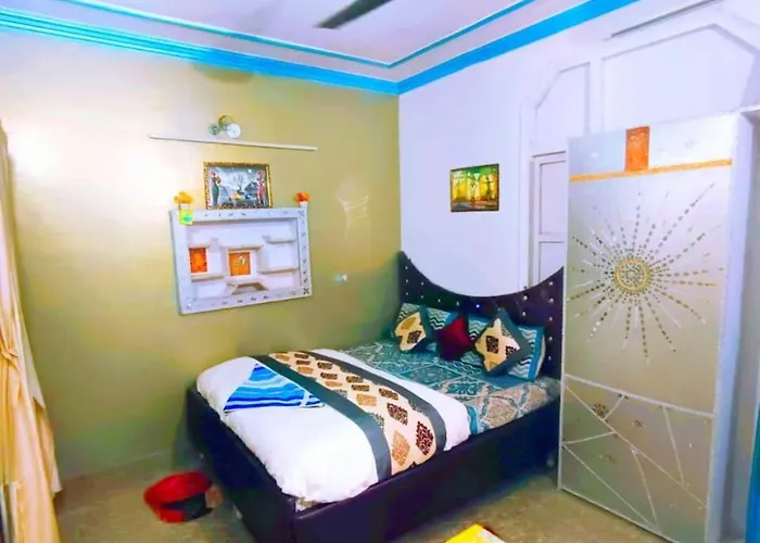 Hotel Deep Residency New Delhi