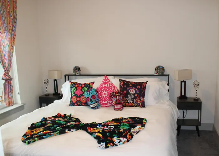 Viva Fiesta Condo On San Antonio Riverwalk