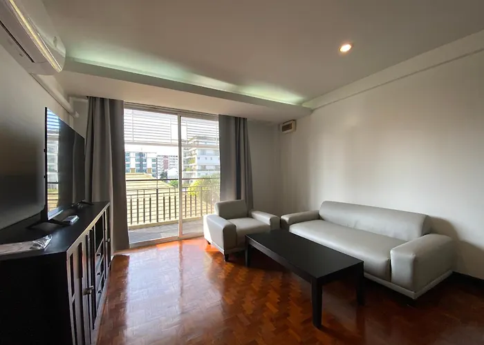 Phatana Court Bangkok