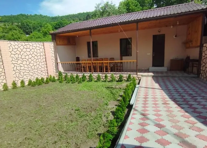 Sharambeyan Dilijan Шарамбеян Дилижан Ул Шарамбеяна, 34 Շարամբեյան Դիլիջան
