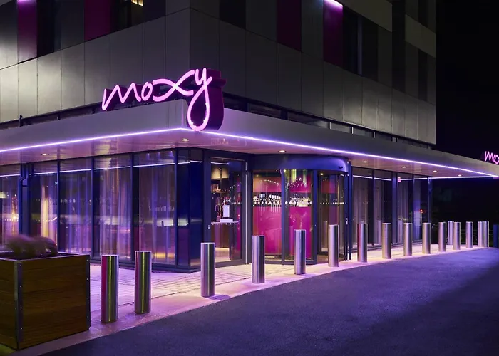 Moxy Birmingham Nec And Airport Hotel Bickenhill