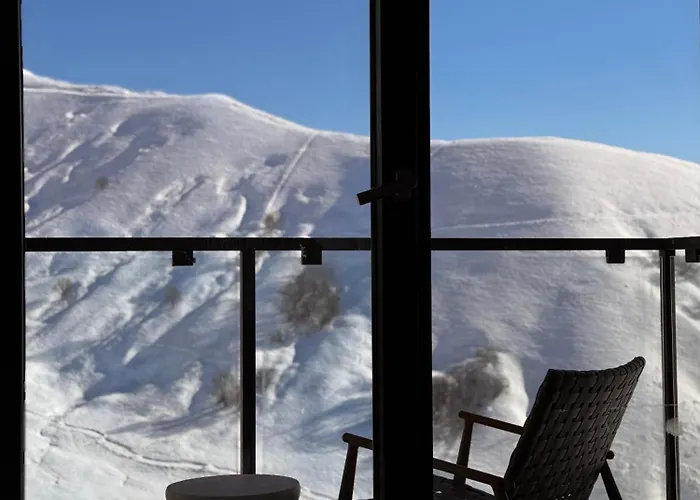 Luxury Duplex With Mountain Views, New Gudauri Apartment