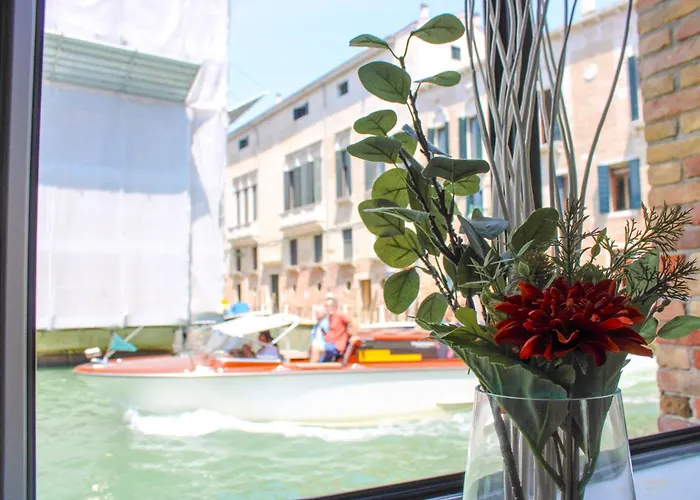 Al Canal Regio - Guest House Venice