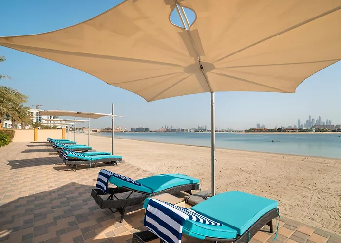 Simply Comfort Vacation Homes Rental Amazing Beachfront Apartments Near Atlantis Waterpark Palm Jumeirah Dubai