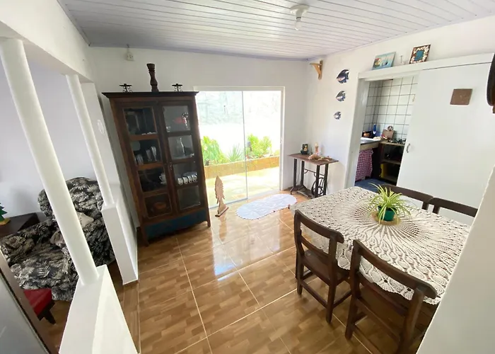 Casa Zimbos - 150 Metros Da Praia Bombinhas