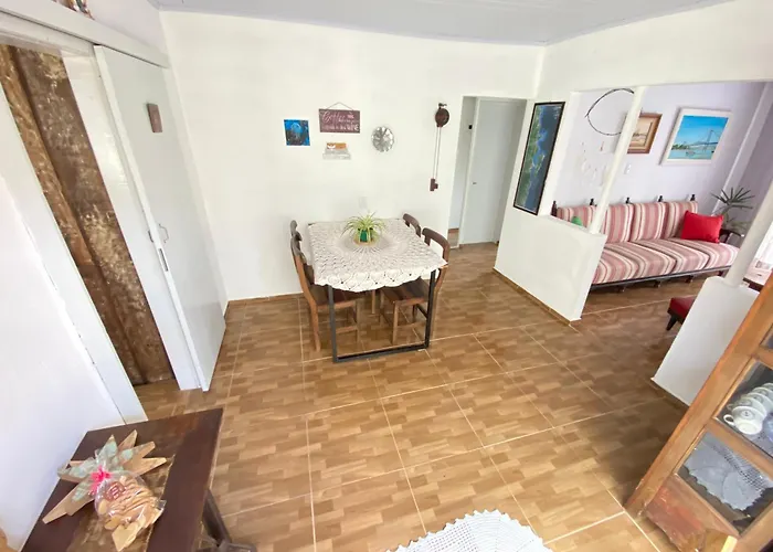 Casa Zimbos - 150 Metros Da Praia Bombinhas