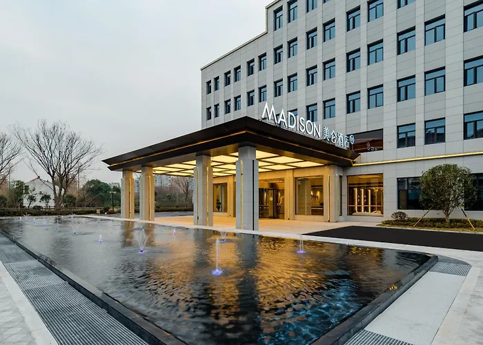 Meilun Hotel Shanghai International Tourist Resort