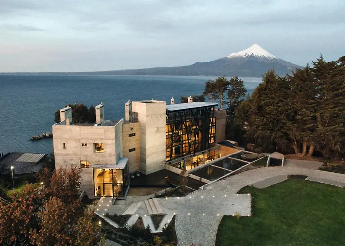 Hotel Awa Puerto Varas