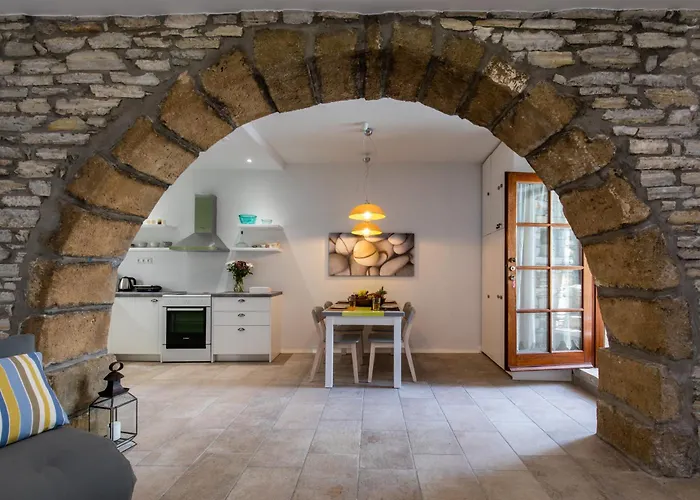 Arco Naxos Luxury Apartments Naxos City