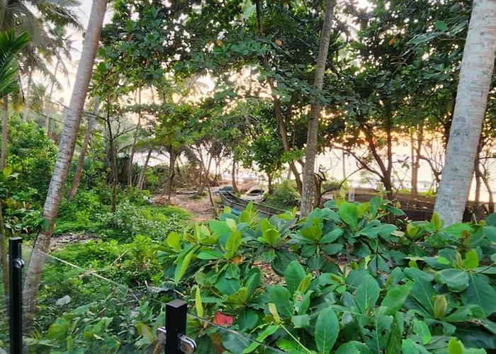Red Sun Beach Villa Kosgoda