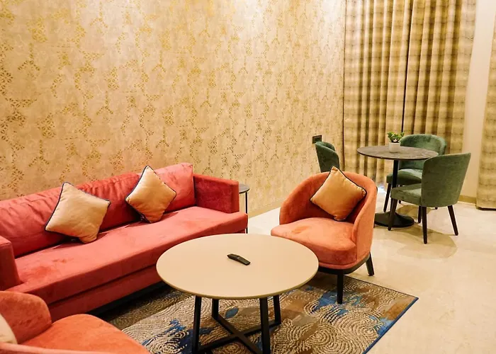 Enrise By Sayaji Nagpur Hotel