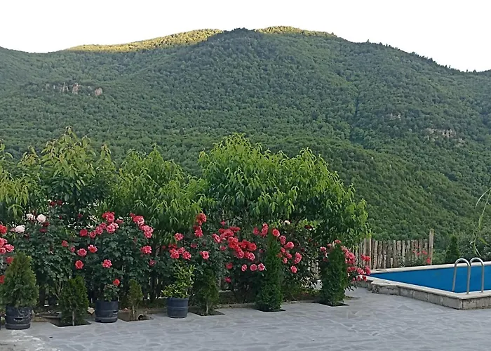 Green Garden Կանաչ Այգի Ijevan
