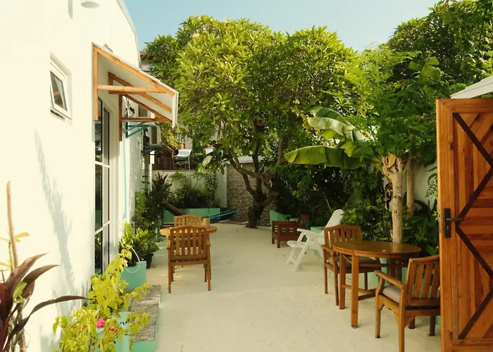 Faana Inn Fulhadhoo