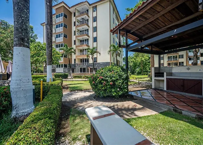 2-17 Jaco Beach Beautiful Costa Linda Condo