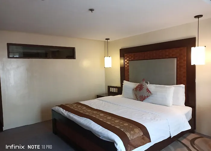 Coron Gateway Hotel & Suites