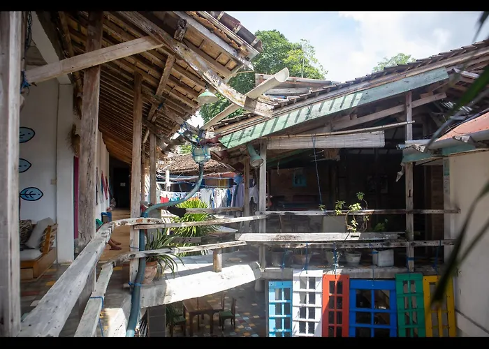 La Boheme Bajo Hostel Labuan Bajo