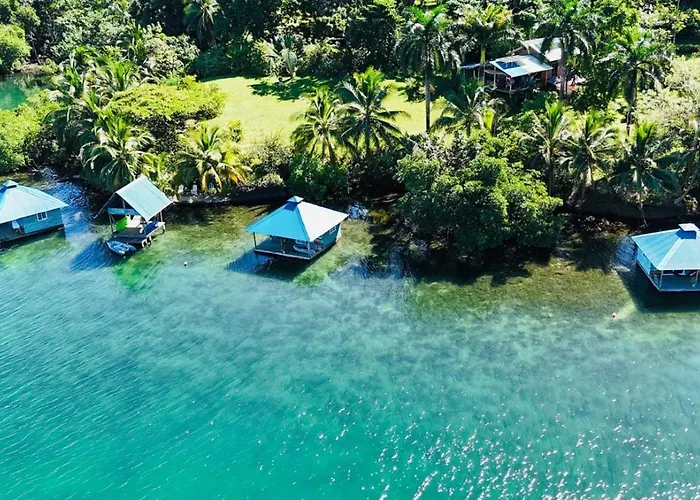 El Toucan Loco Floating Lodges Tierra Oscura