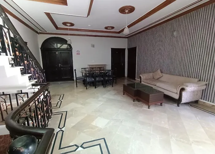 Raverian Guest House Islamabad