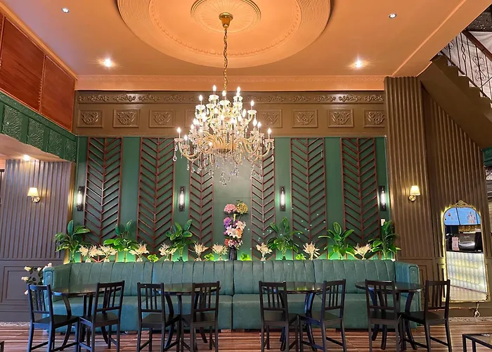 Clark Cu Hotel Angeles