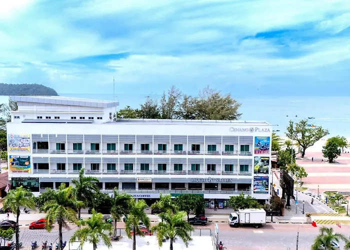 Cenang Plaza Beach Hotel Pantai Cenang 