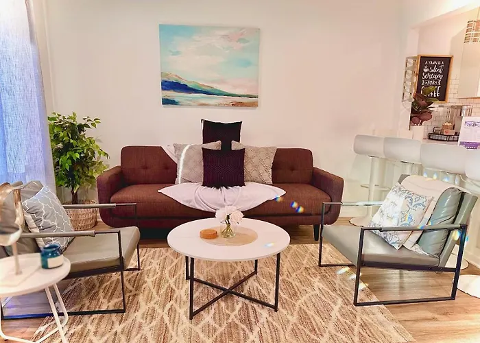 Modern Home Near Uptown Clt, Airport And More Charlotte
