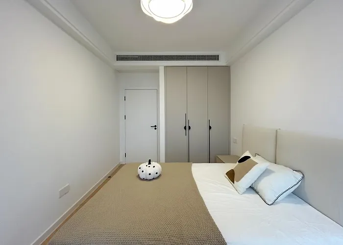 Eastern Hub Apartment Shanghai