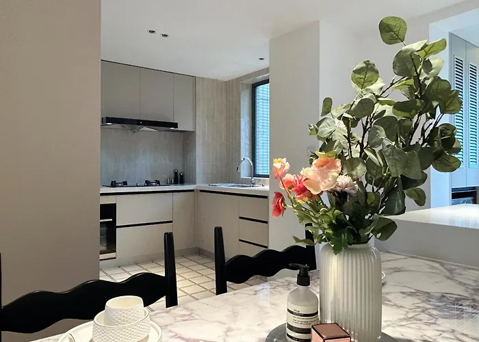 Eastern Hub Apartment Shanghai
