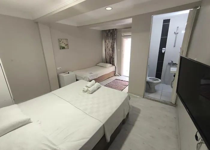 Lavinya Pension Kuşadası