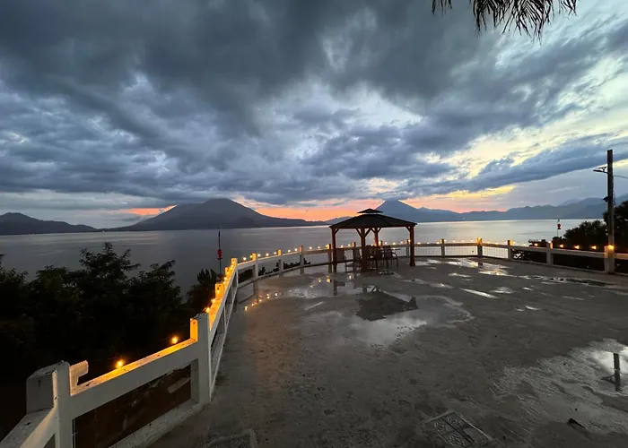 Hanna Suites Panajachel