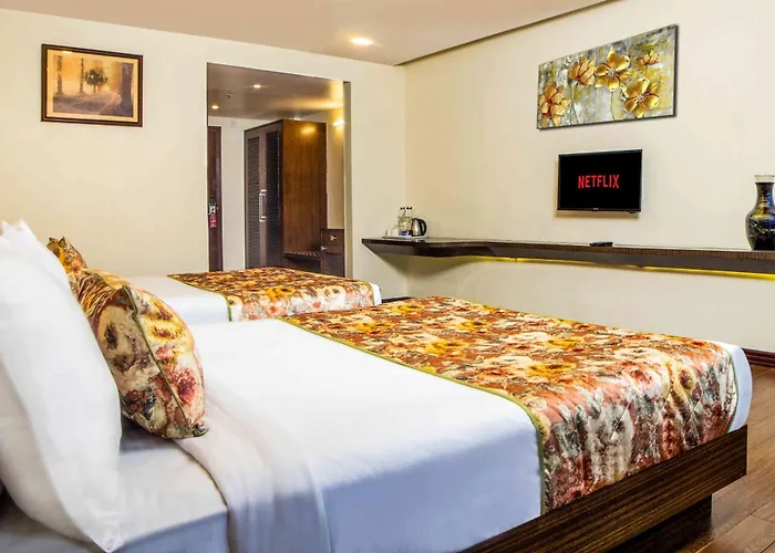 Summit Montana Suites & Spa At Mall Darjeeling 