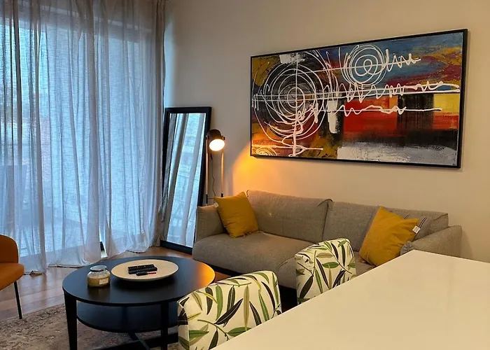 Lux Hub Spot-Νear European Uni Engomi Apartment Nicosia
