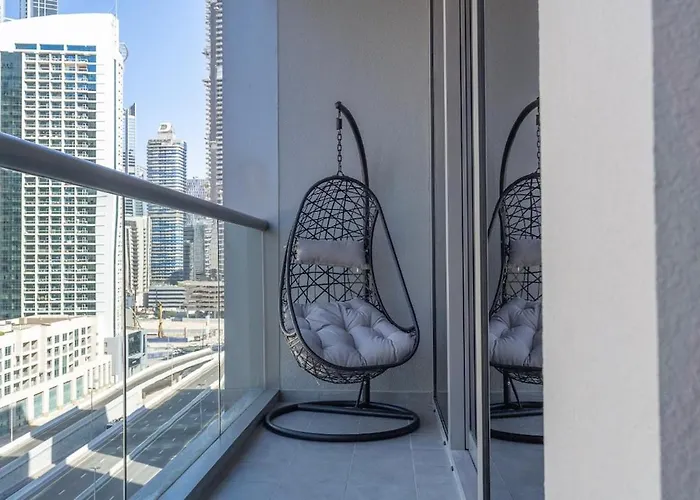 Luxury Apt With Full Burj Khalifa Skyline Views Dubai